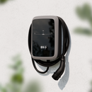 Elli Charger Connect 2 11 kW an einer Hauswand | Einfach E-Auto Shop