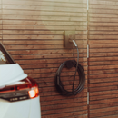 Zaptec Chill Kabelhalterung an der Wand | Einfach E-Auto Shop