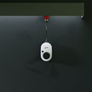 Anwendungsbeispiel der an einer Wand montierten mobilen Wallbox go-e gemini flex 11kW ( CH-04-11-01) im Ruhezustand.